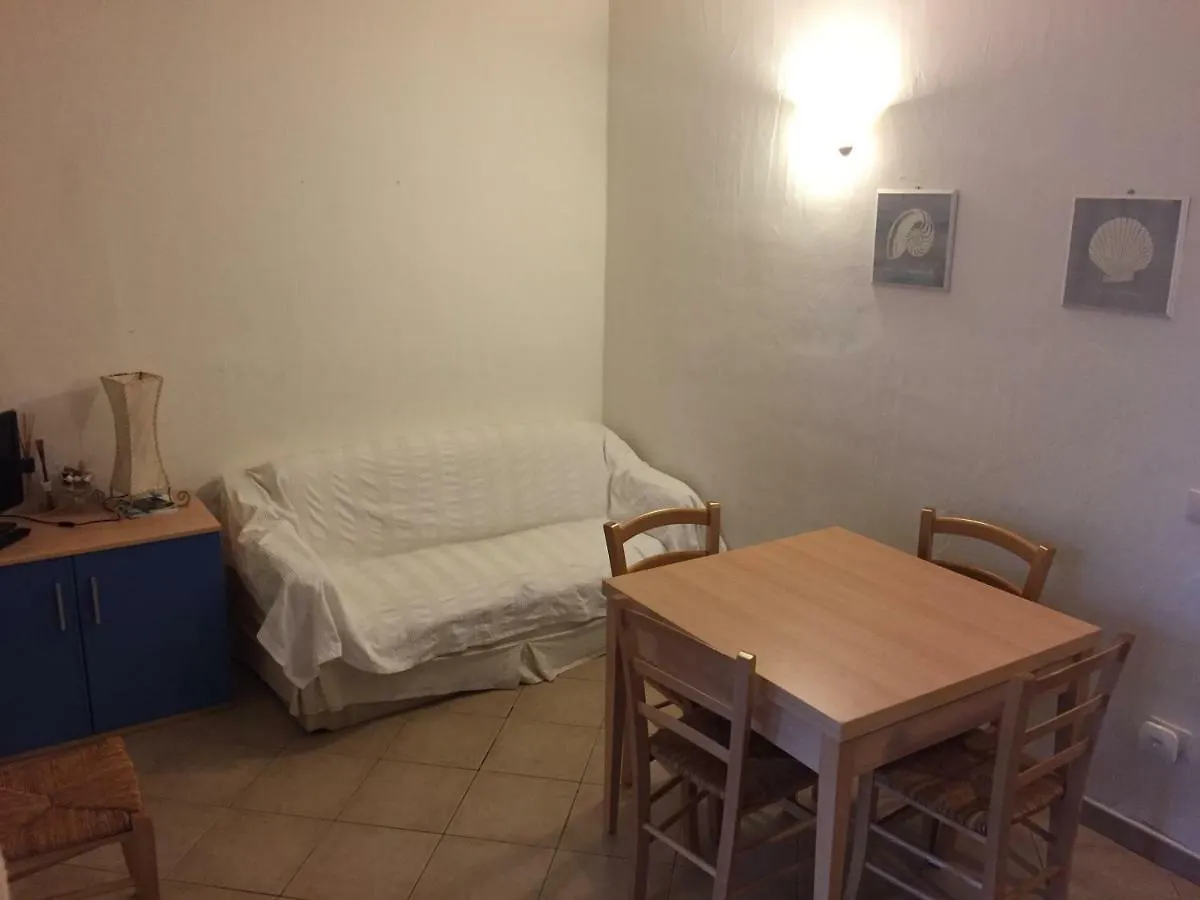 Casa Vacanza A Porto Istana Murta Maria